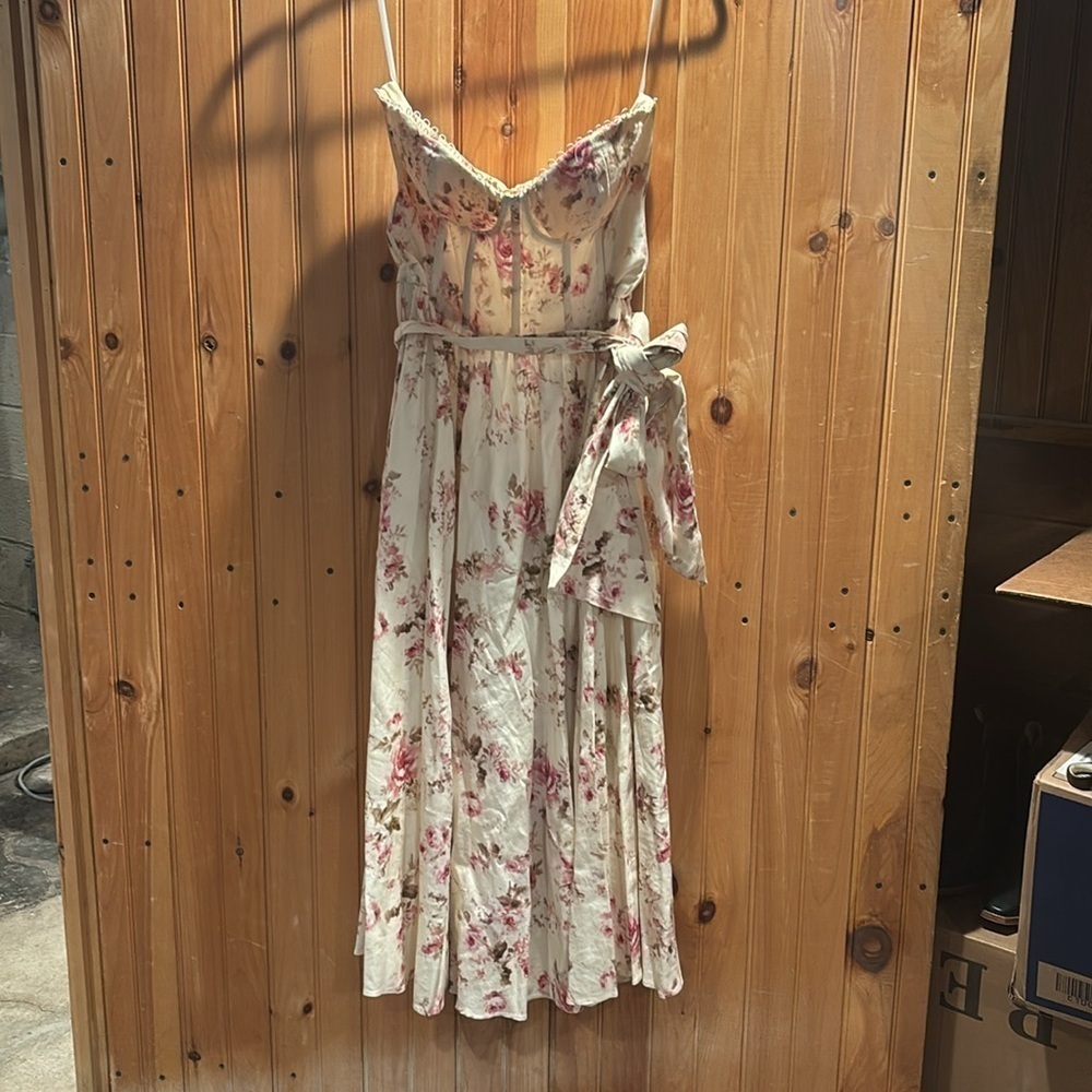 V. CHAPMAN Valentina floral midi dress size 10